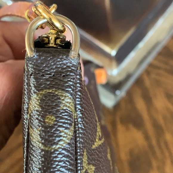 Beautiful Vintage Pochette Accessories - Picture 15 of 16